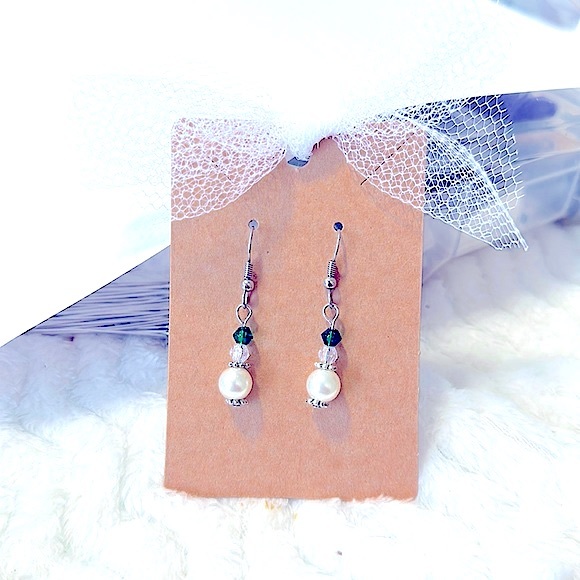 Soul Embellishments @soul_embellish By Laney Jewelry - Beautiful Handmade Jewelry & Gift Beaded Dangle Earrings, Pearl+Green Glass Bead